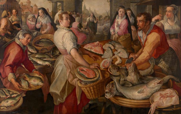 Een markt tafereel met figuren die manden vol vis dragen.