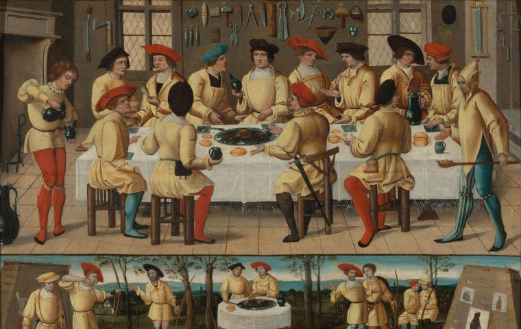 Een schilderij van figuren in gele mantels aan een grote tafel.